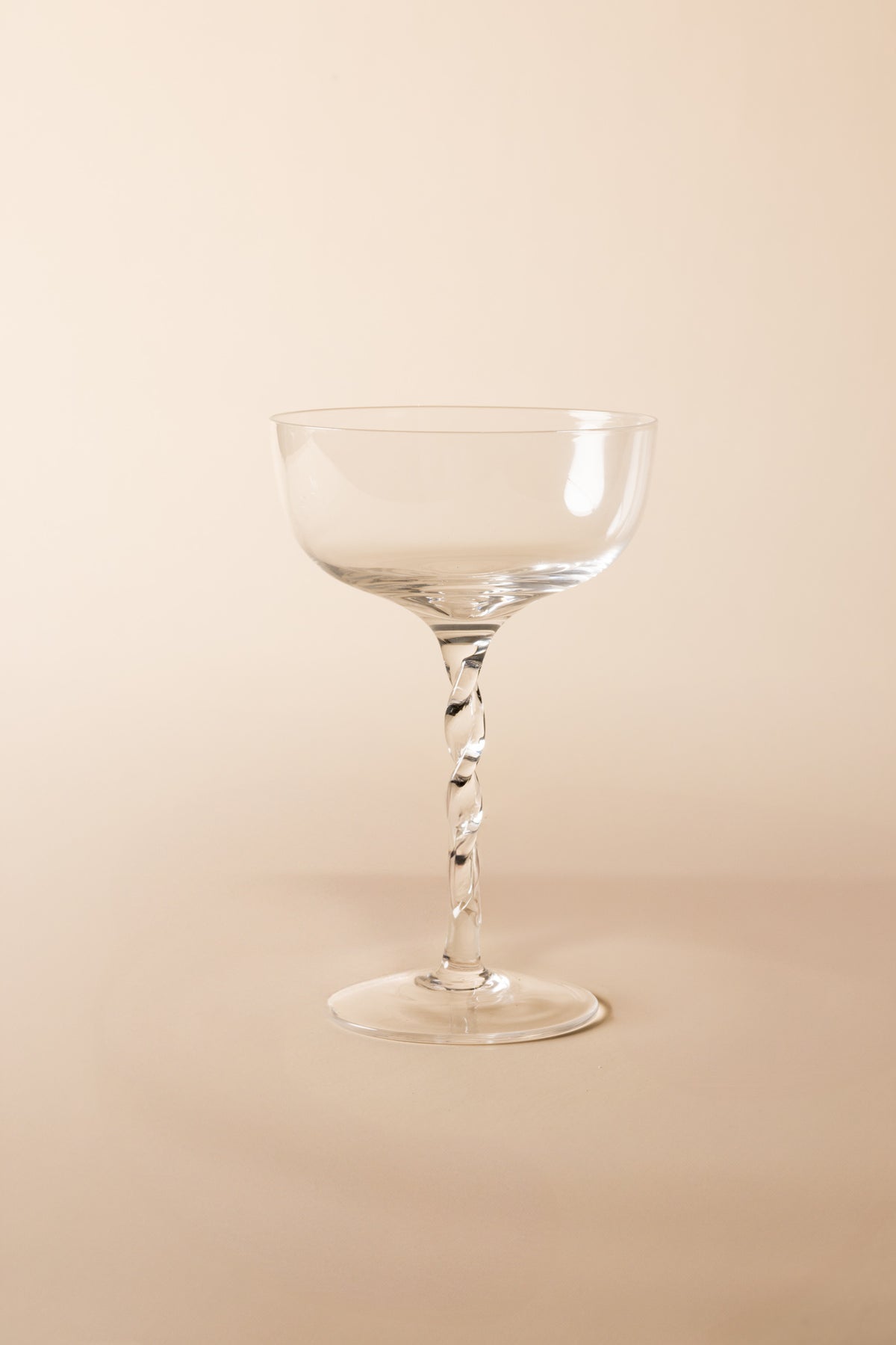 Dawn Coupe Glasses