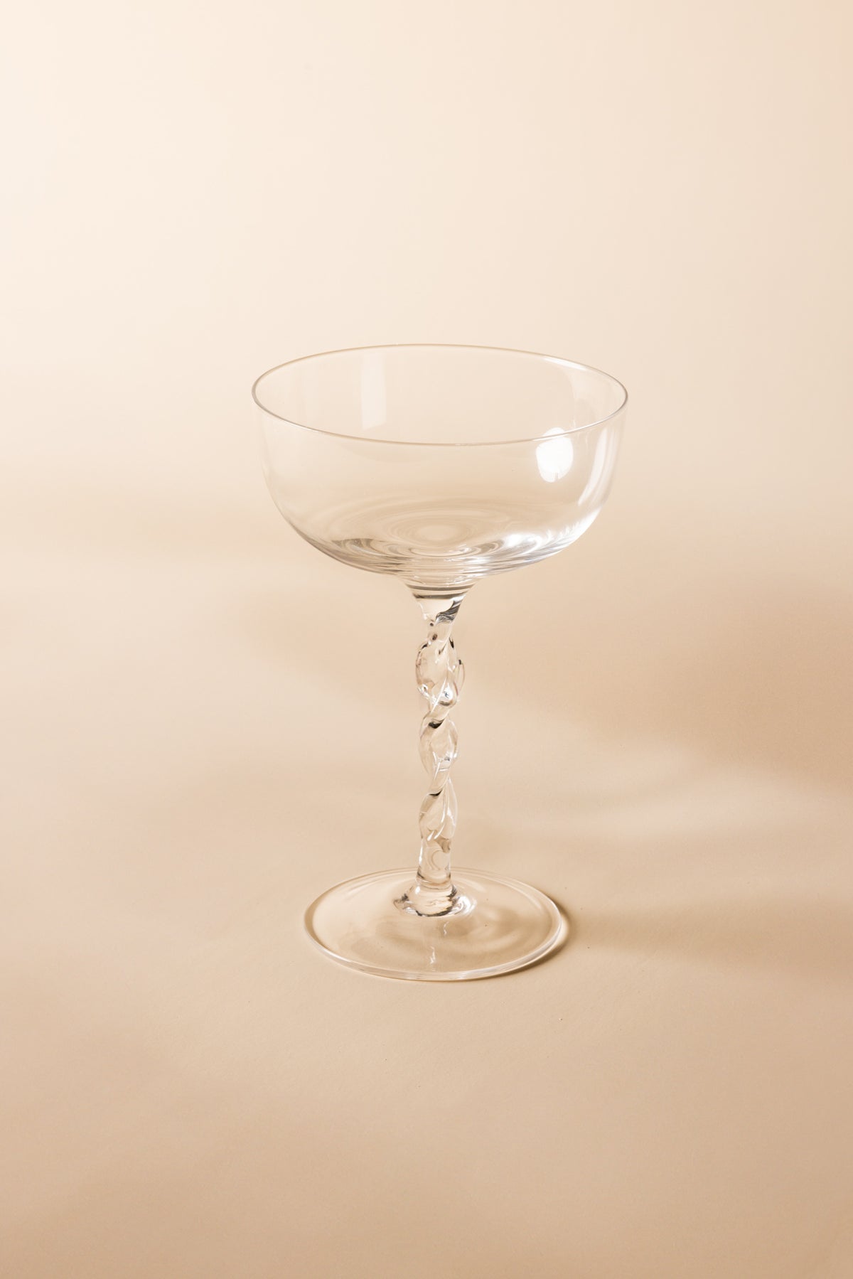 Dawn Coupe Glasses