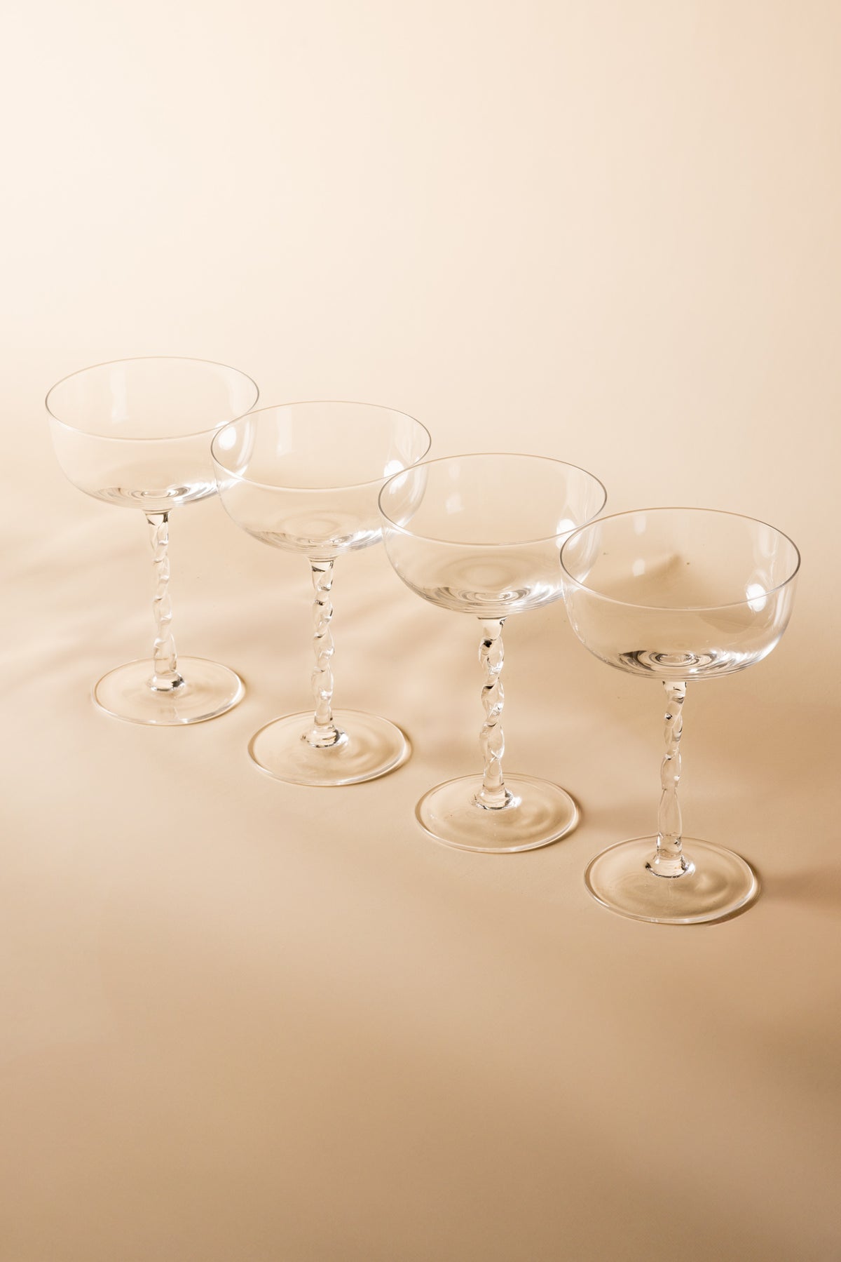 Dawn Coupe Glasses